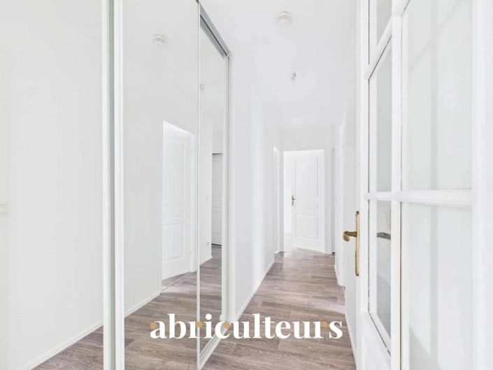 Image No.8-3 Bed Apartment for sale