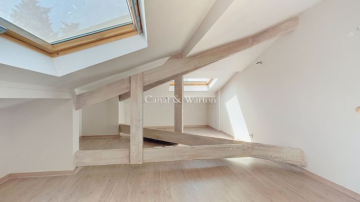 Image No.17-4 Bed House for sale