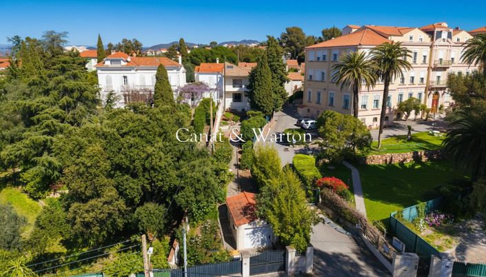 Image No.2-4 Bed House for sale