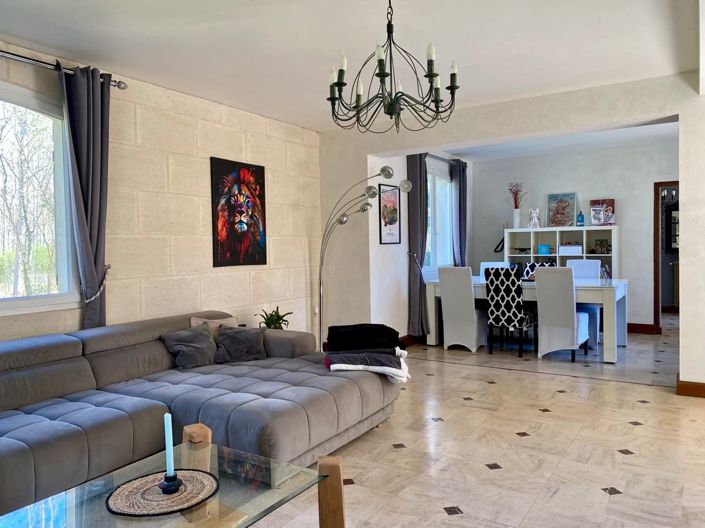 Image No.15-4 Bed House for sale