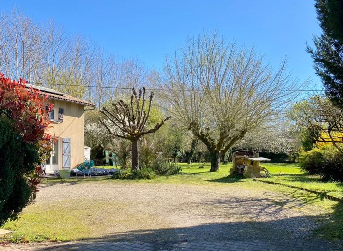 Image No.2-4 Bed House for sale