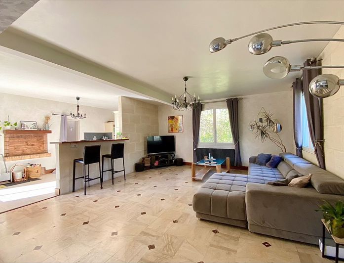 Image No.5-4 Bed House for sale