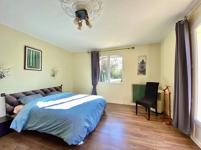 Image No.7-4 Bed House for sale