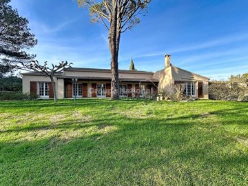 1 - Orange, Property