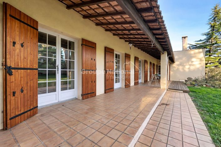 Image No.2-4 Bed Property for sale