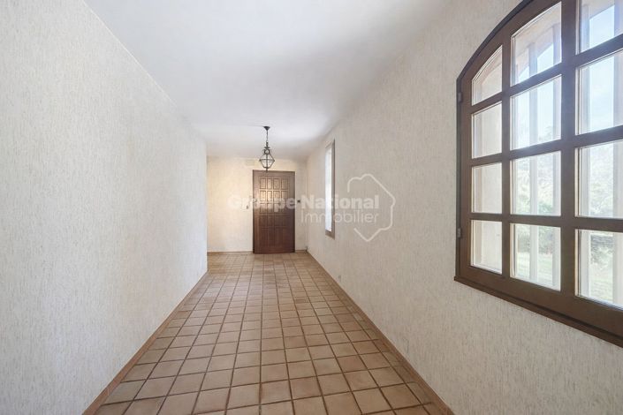 Image No.7-4 Bed Property for sale