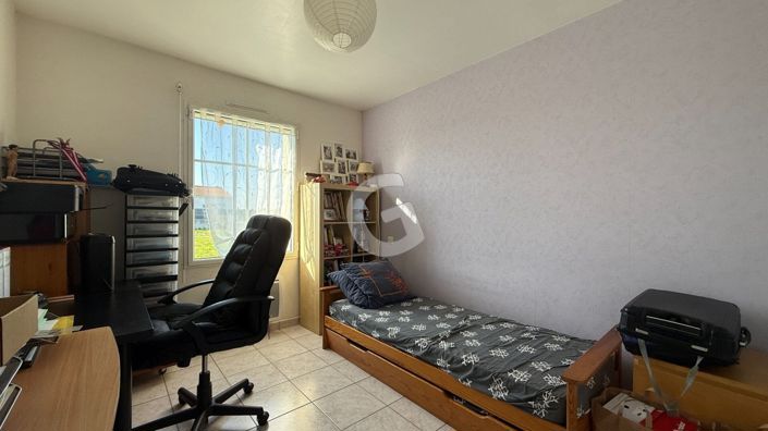 Image No.9-2 Bed House for sale