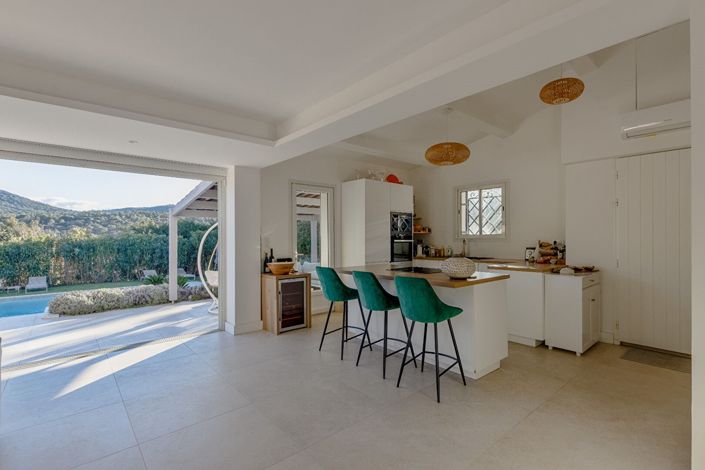 Image No.7-3 Bed House for sale