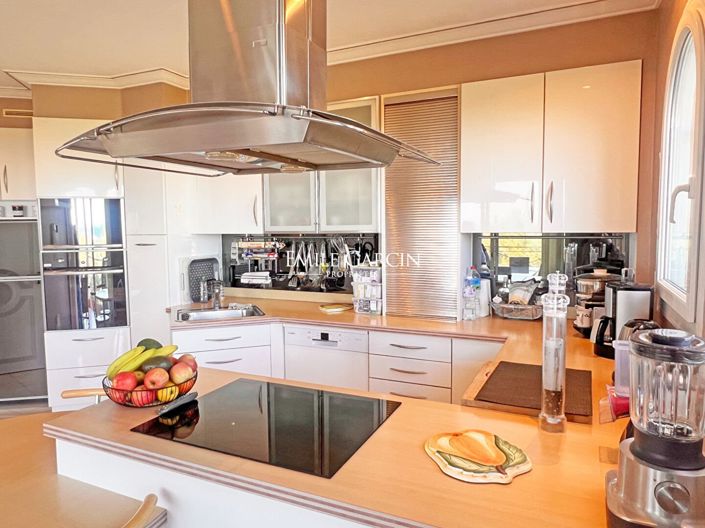 Image No.11-Maison de 4 chambres à vendre à Golfe Juan