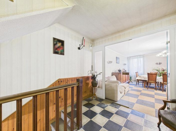 Image No.2-House for sale