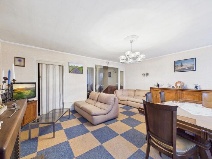 Image No.24-House for sale