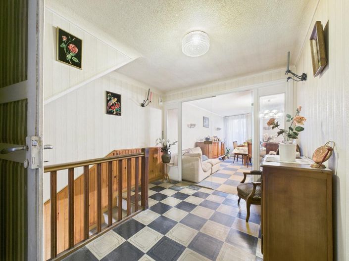 Image No.27-House for sale