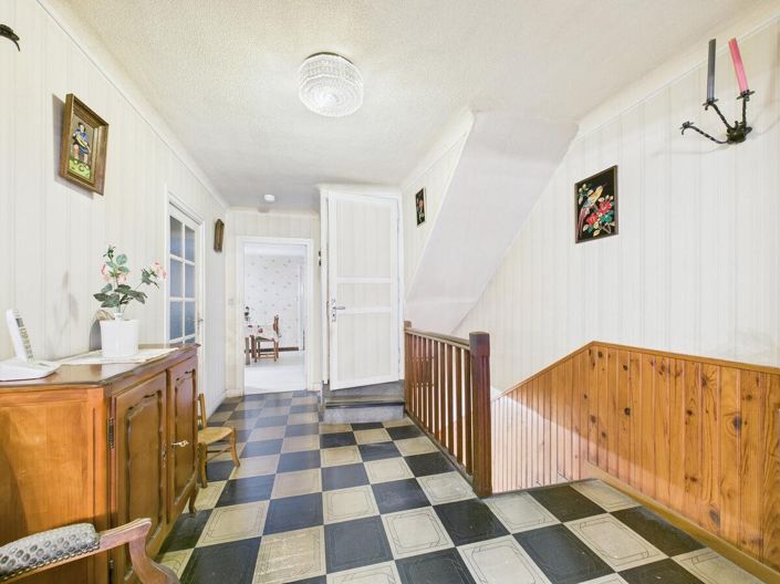 Image No.7-House for sale