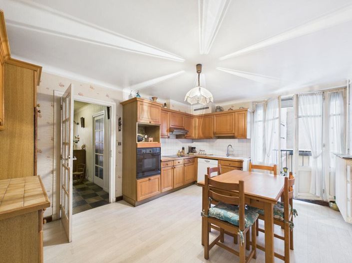 Image No.8-House for sale