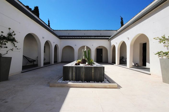 Image No.17-7 Bed House for sale