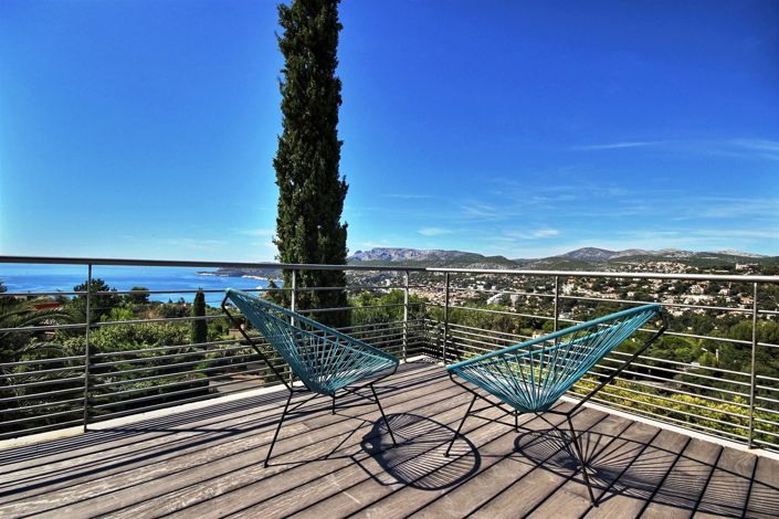 Image No.18-7 Bed House for sale