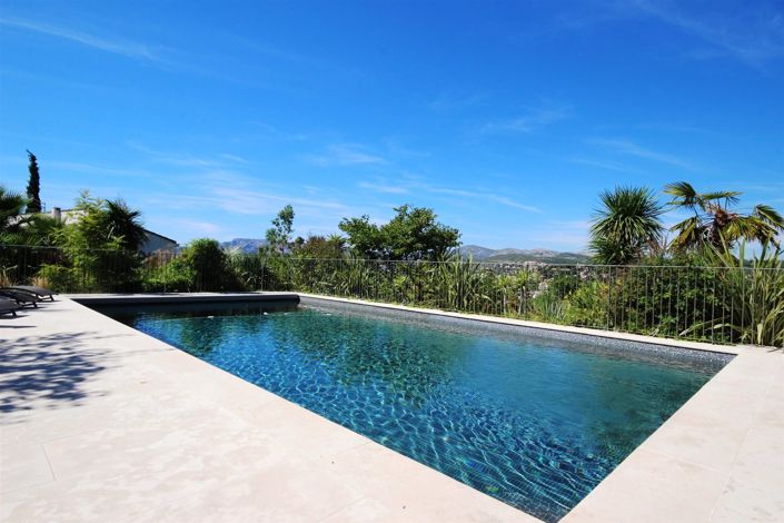 Image No.21-7 Bed House for sale