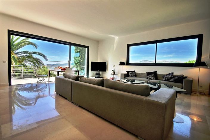 Image No.3-7 Bed House for sale