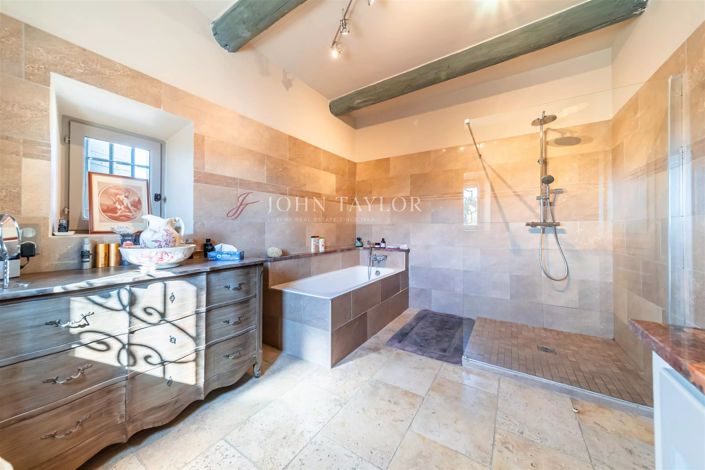 Image No.21-Maison de 7 chambres à vendre à Robion