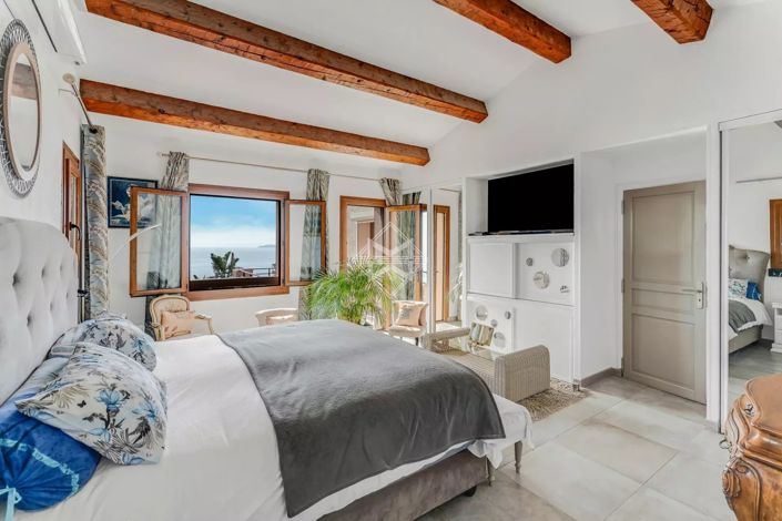 Image No.11-4 Bed House for sale