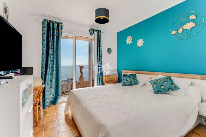 Image No.12-4 Bed House for sale