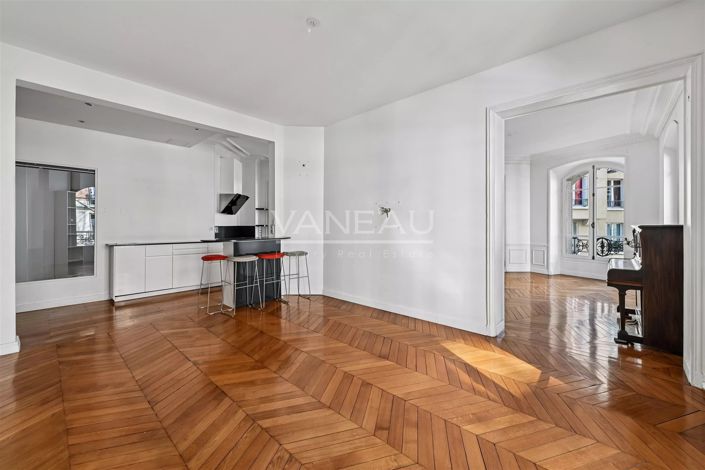 Image No.15-4 Bed Apartment for sale