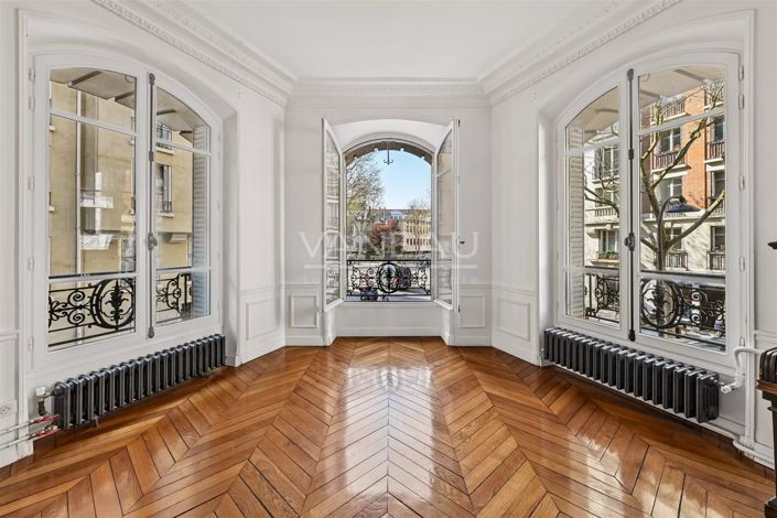 Image No.4-4 Bed Apartment for sale
