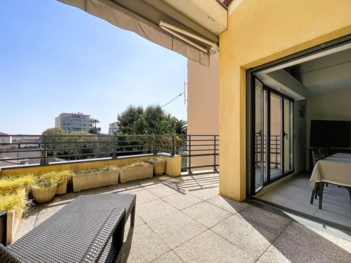 Image No.2-4 Bed Apartment for sale