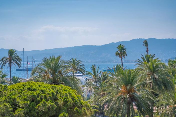 Image No.15-3 Bed Apartment for sale