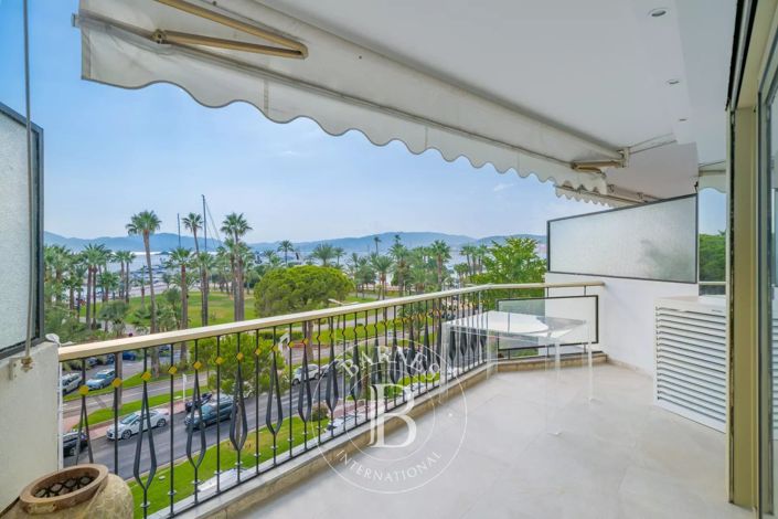 Image No.7-3 Bed Apartment for sale