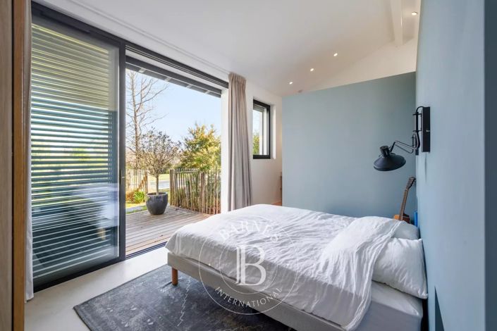 Image No.13-5 Bed House for sale