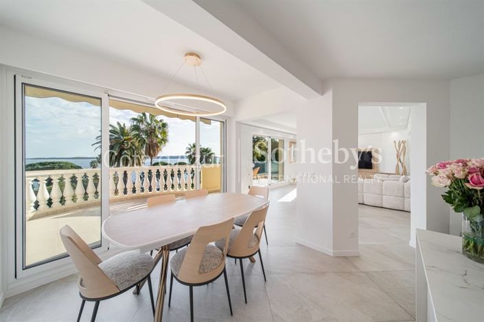 Image No.5-5 Bed Apartment for sale