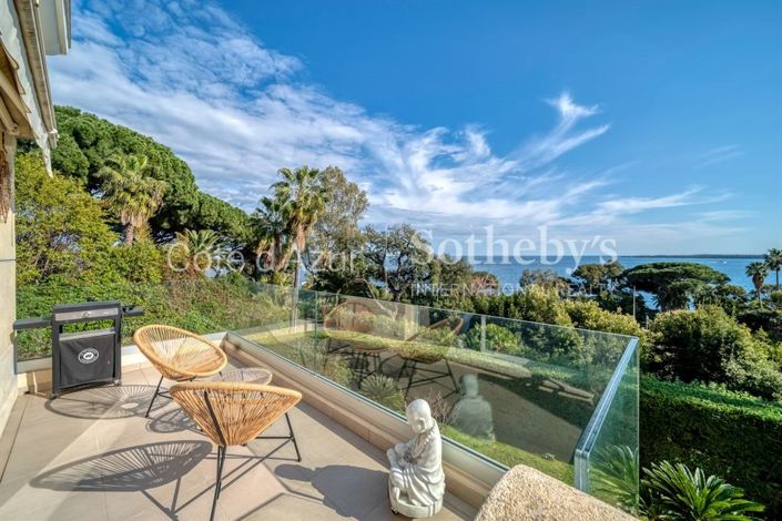 Image No.8-5 Bed Apartment for sale