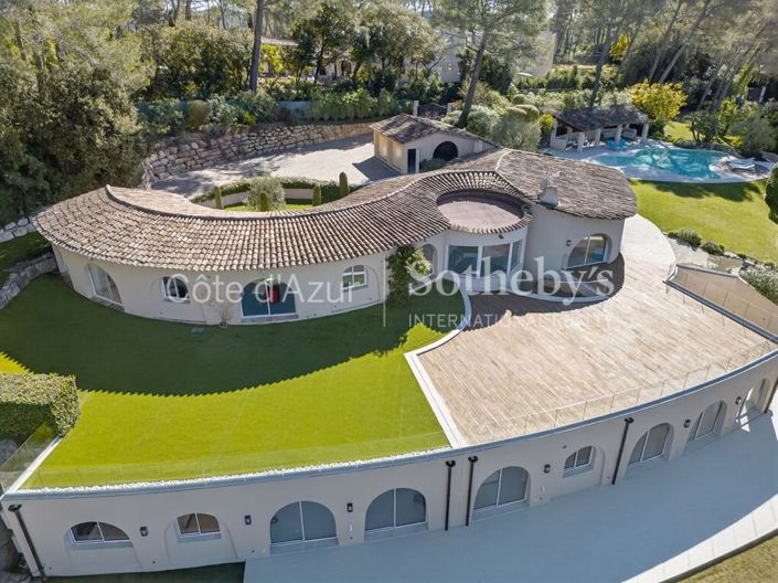 Image No.13-7 Bed House for sale