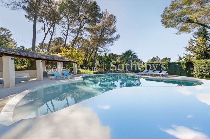 Image No.14-Propriété de 7 chambres à vendre à Mouans-Sartoux