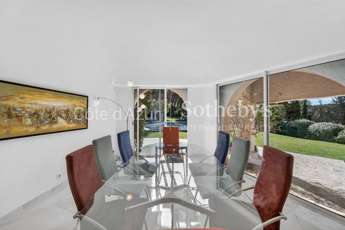 Image No.5-Propriété de 7 chambres à vendre à Mouans-Sartoux