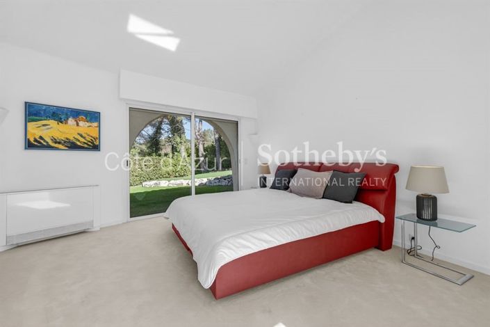 Image No.6-Propriété de 7 chambres à vendre à Mouans-Sartoux