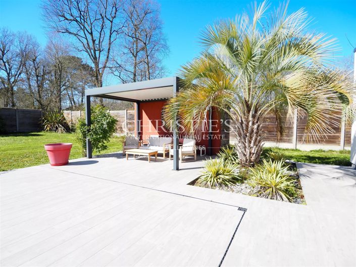 Image No.3-4 Bed House for sale