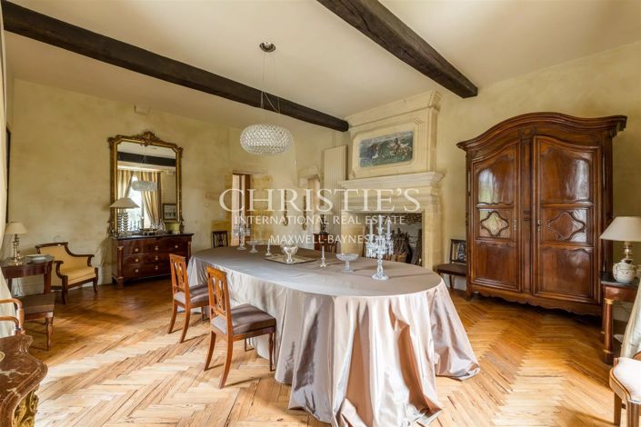 Image No.10-11 Bed House for sale