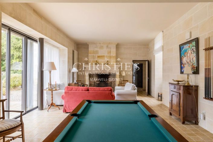 Image No.12-11 Bed House for sale