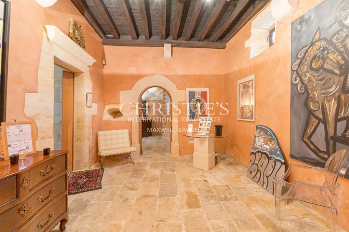 Image No.6-11 Bed House for sale