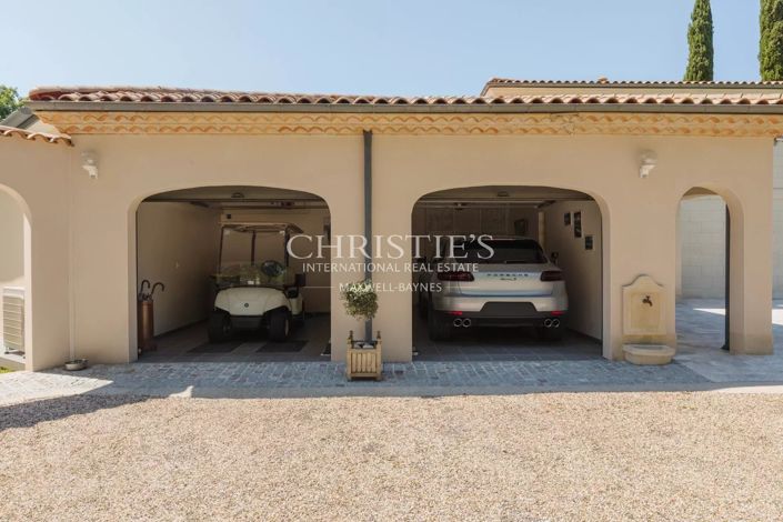 Image No.25-4 Bed House for sale