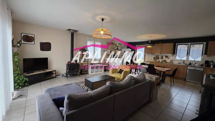 Image No.5-5 Bed House for sale