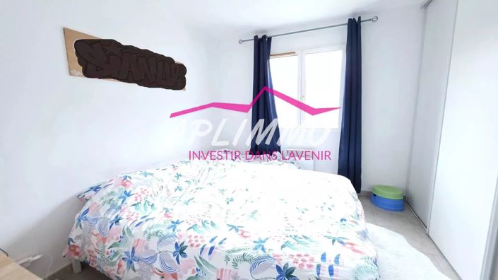 Image No.9-5 Bed House for sale