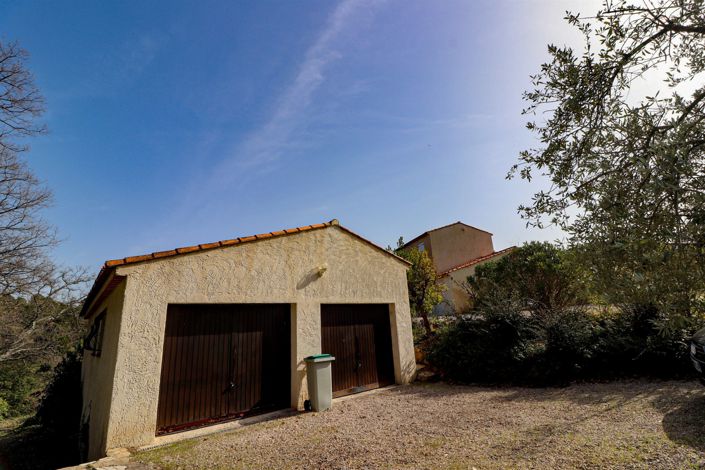 Image No.20-5 Bed House for sale