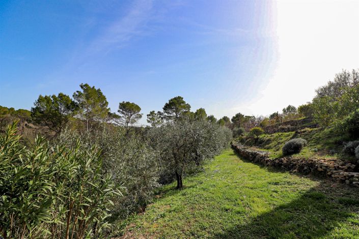 Image No.21-5 Bed House for sale