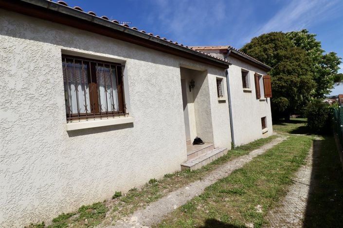 Image No.13-3 Bed House for sale