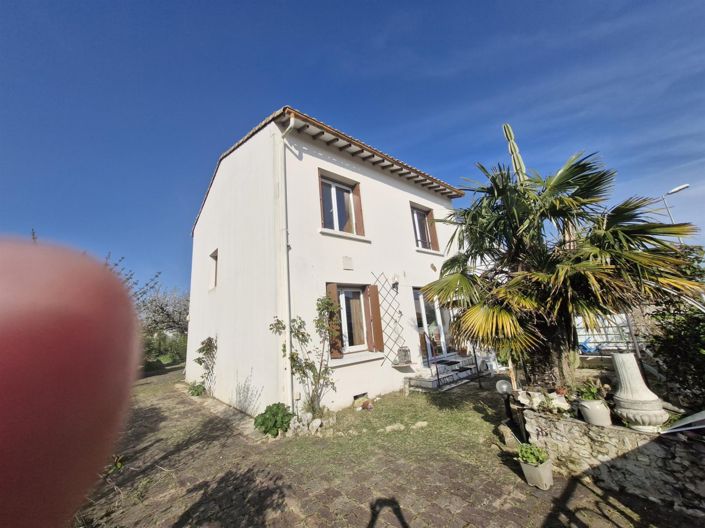 Image No.18-3 Bed House for sale