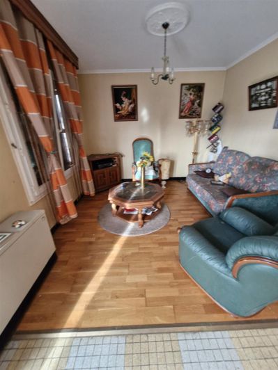 Image No.3-3 Bed House for sale