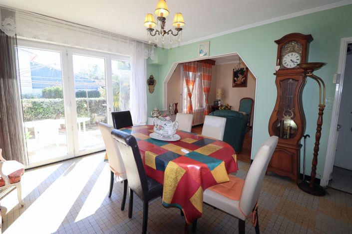 Image No.3-3 Bed House for sale